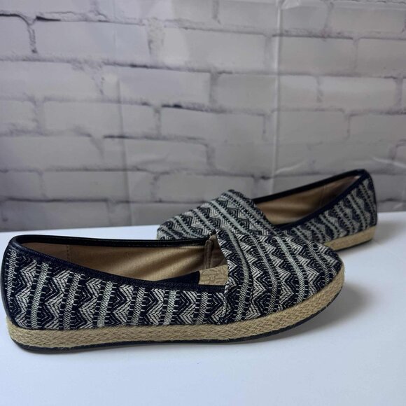 b.ø.c. Born Concept Espadrille Flats | Size 7.5M | Black & Cream Patterned Slip- - Picture 3 of 13